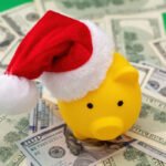 How to Survive the Holidays With Bad Credit