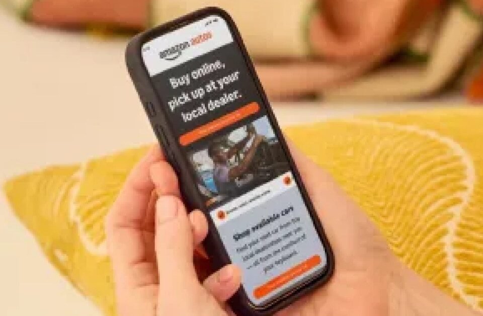 Santander partners with Amazon Autos to make car buying easier