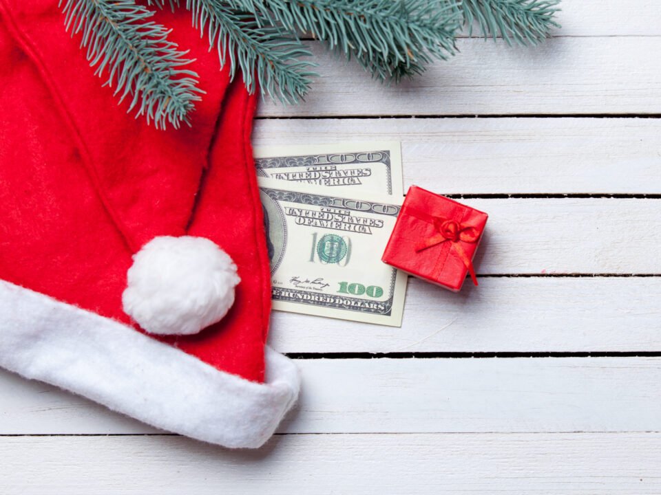 When a Holiday Loan Makes Sense (and When It Doesn’t)